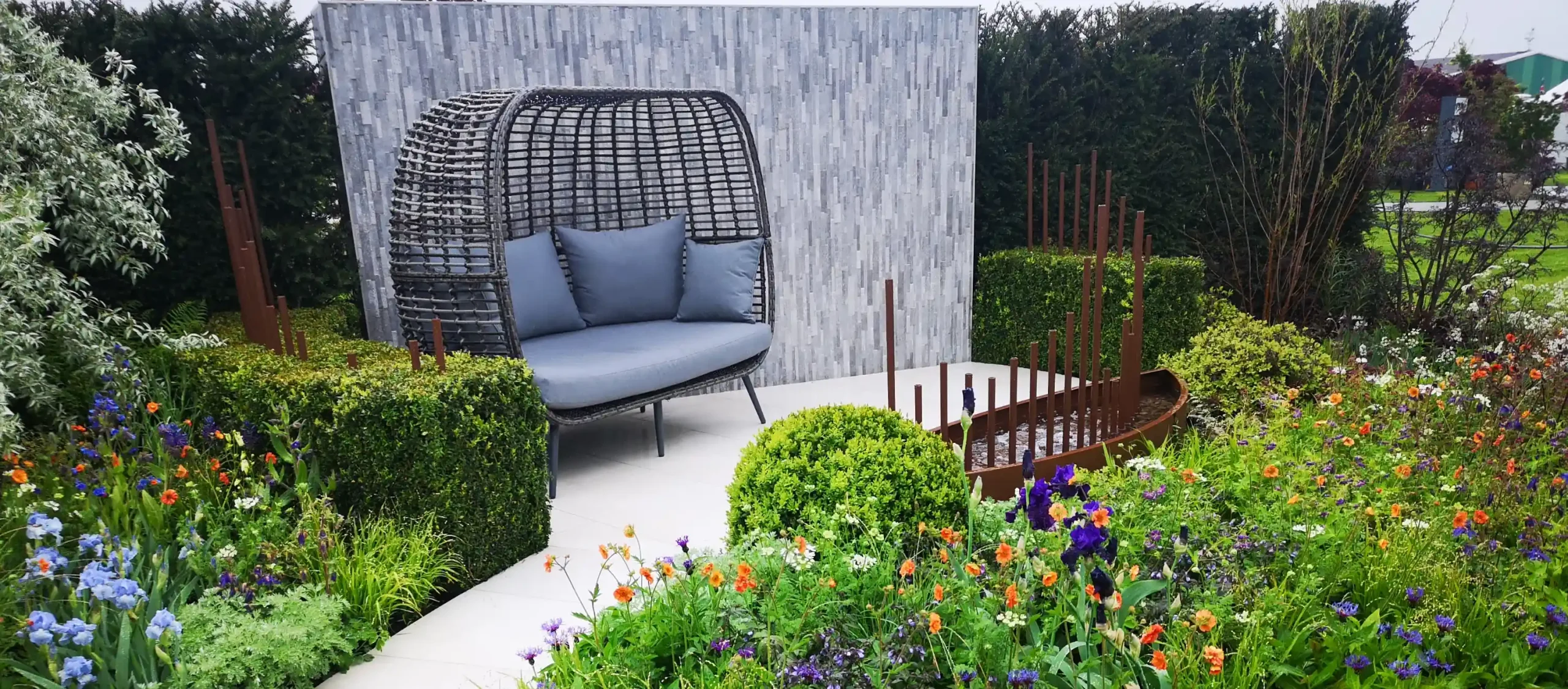 Bench and metal work